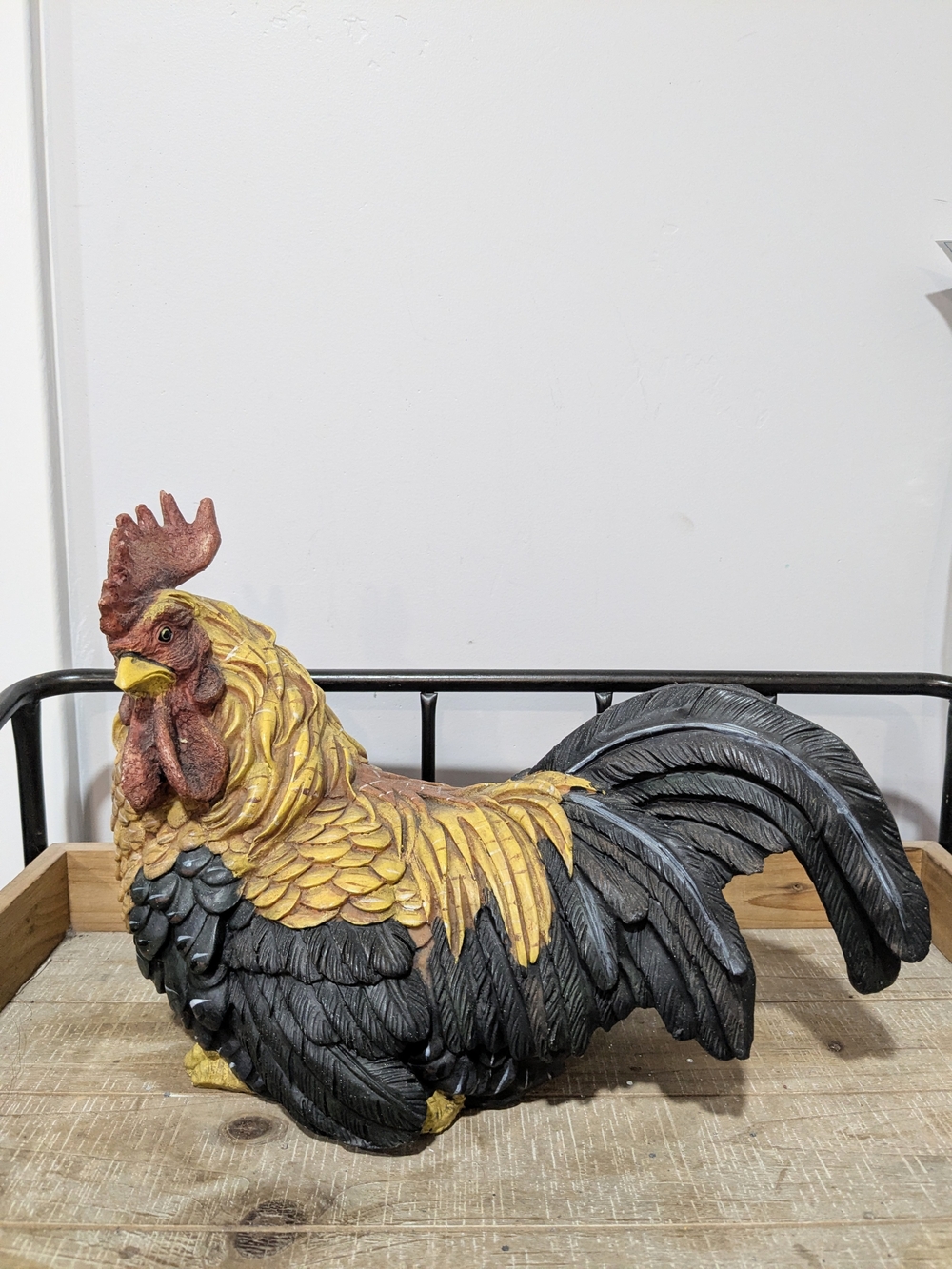 Decorative Black and Gold Rooster Sculpture for Home Décor